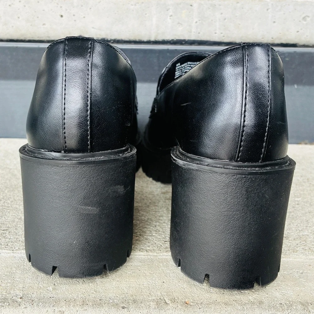 Universal Thread Women’s Maisy chunky Platform heel Black penny Loafers
